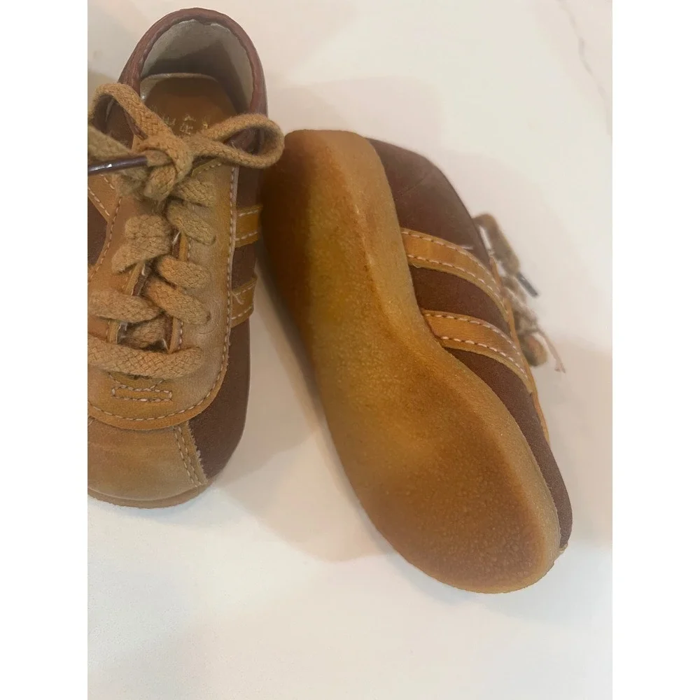 Vintage Mrs Day's Ideal Baby Shoe Co Brown Suede Sneakers 167 Size 2 Medium